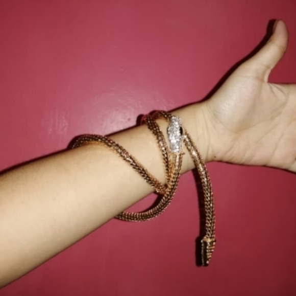 Gold Rhinestone Bling Snake Necklace 🐍 💋 - Picture 5 of 7